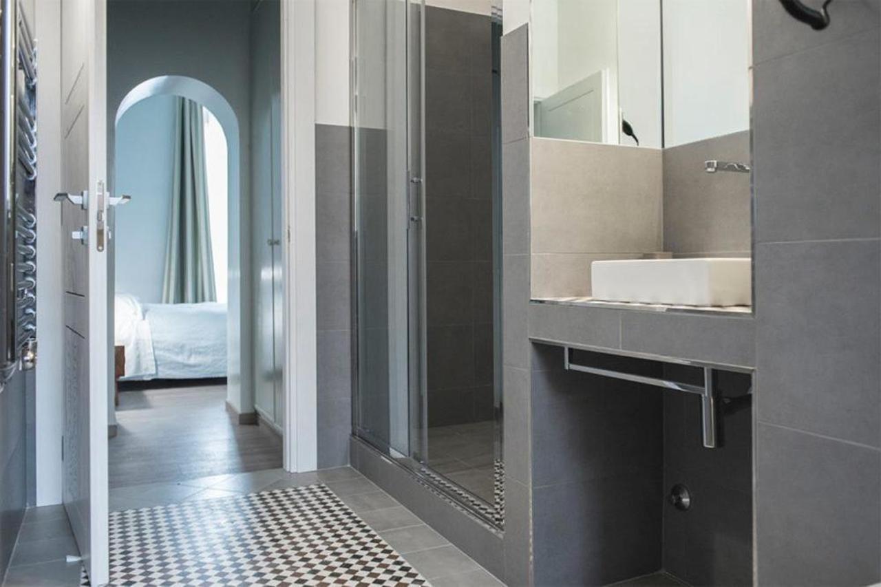 Hotel Santi Quattro Al Colosseo Rome