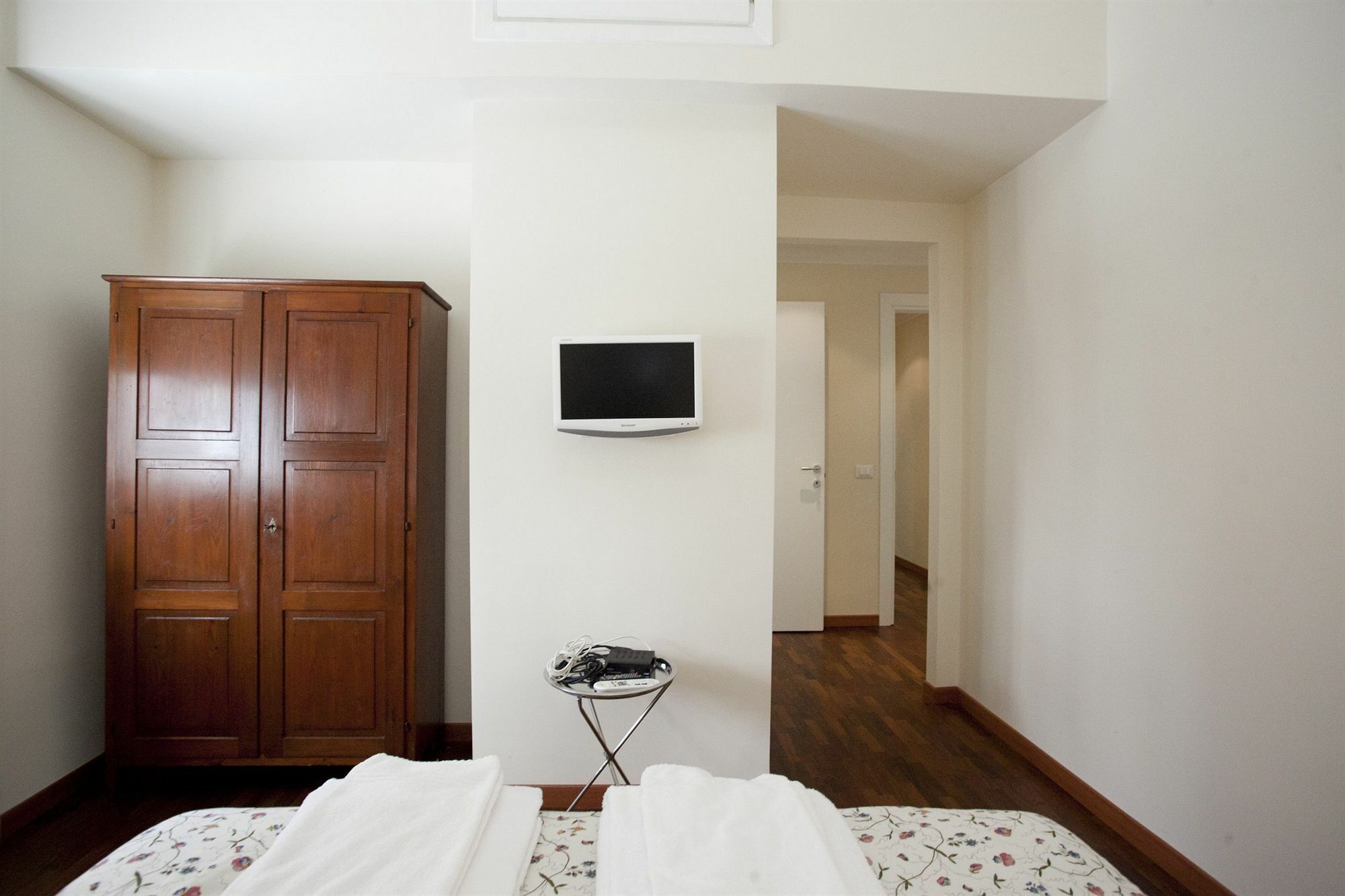 Hotel Santi Quattro Al Colosseo Rome